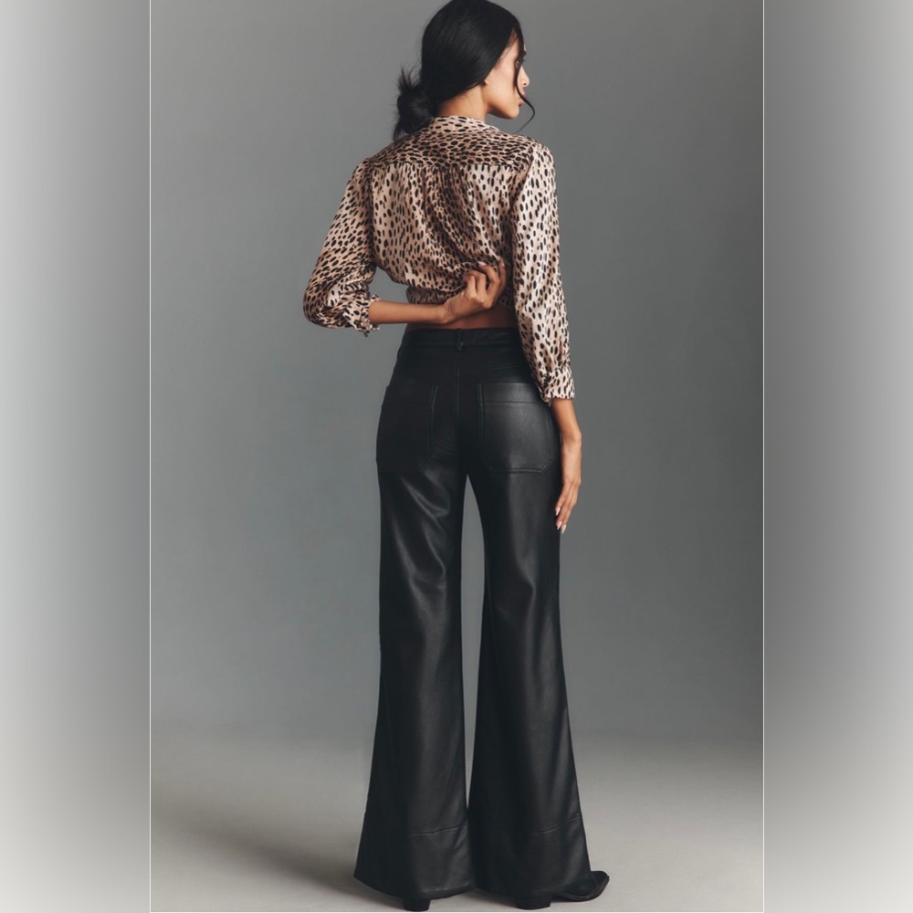 ❤️‍🔥Firm Price❤️‍🔥The Rylan faux leather relaxed high rise pants by Pilcro - Picture 4 of 11